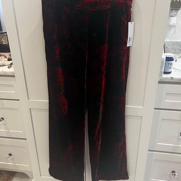 SOFT SURROUNDINGS NWT $120 Aria Velvet Wide Leg Pants Romantic Roses Size Small - Picture 4 of 4